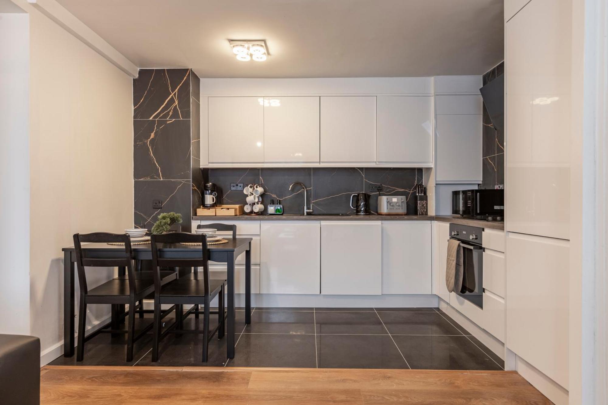 Appartamento Shepherds Haven Luxury 4 Bed Flat With Self Check In *