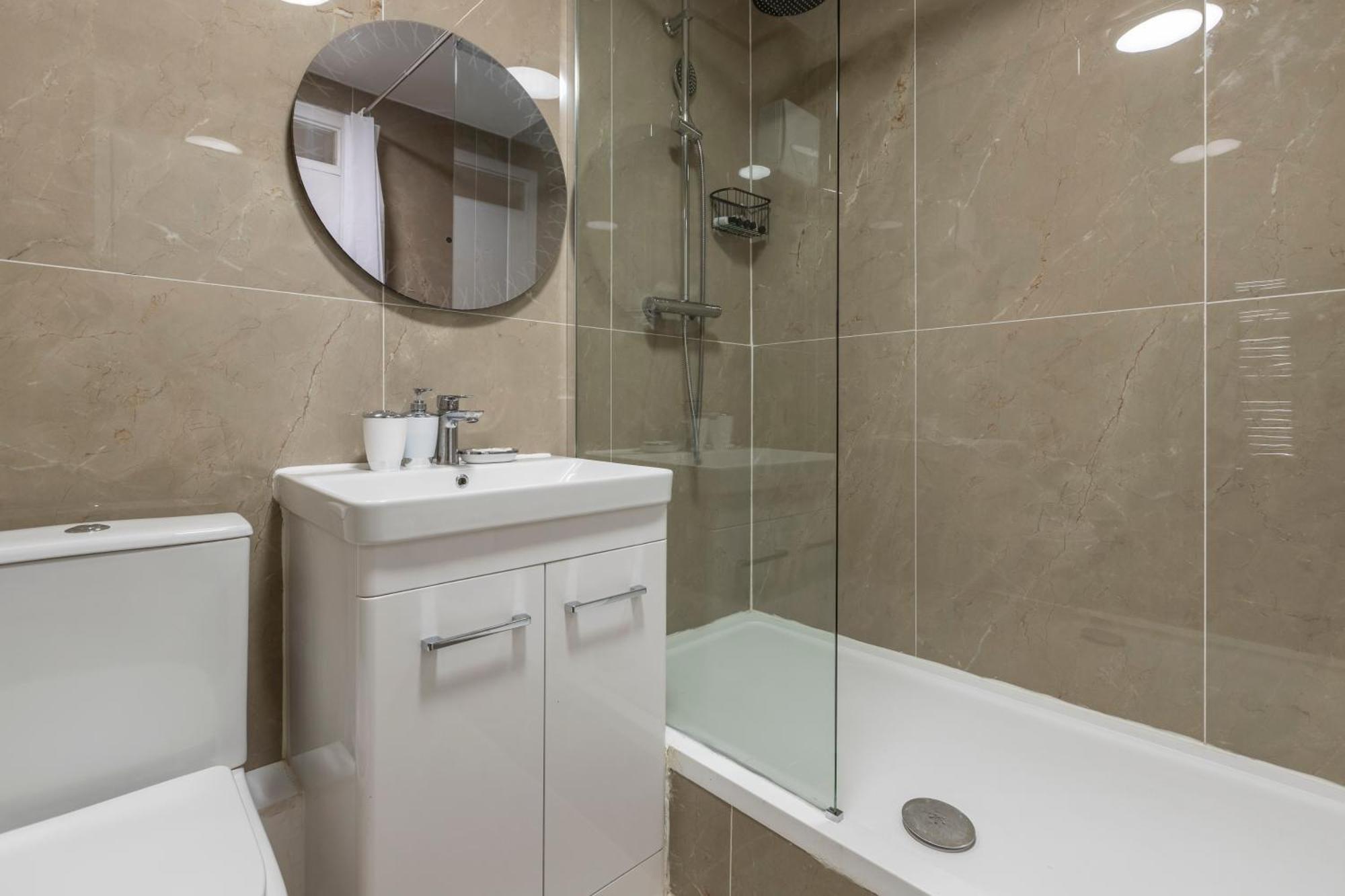 Appartamento Shepherds Haven Luxury 4 Bed Flat With Self Check In *