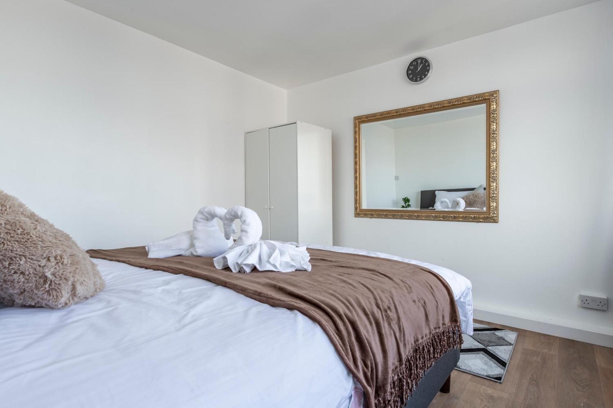 Shepherds Haven Luxury 4 Bed Flat With Self Check In Appartamento *